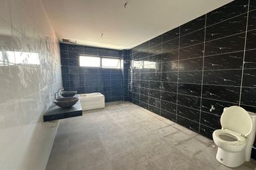 Taman Nong Chik Heights