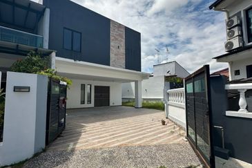 Taman Nong Chik Heights