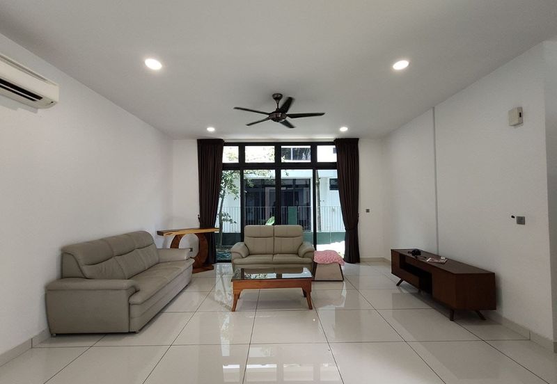 The Hills, Horizon Hills