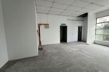 Kempas Utama Industrial Park