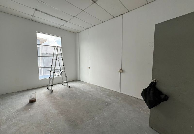 Kempas Utama Industrial Park