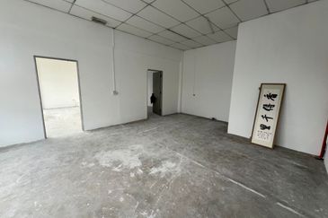 Kempas Utama Industrial Park