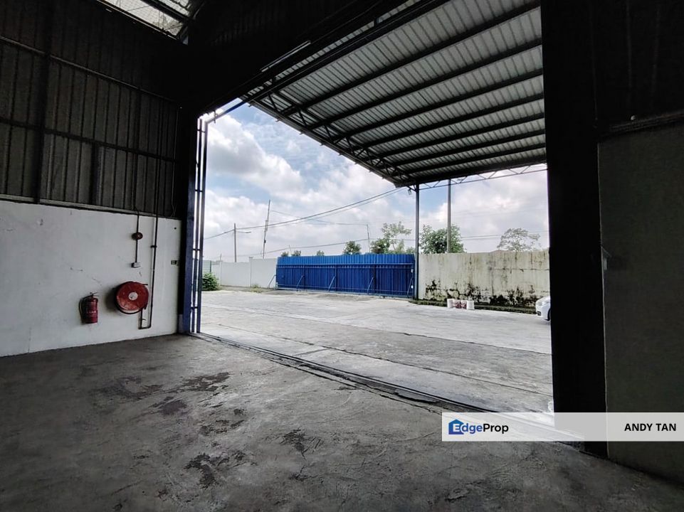 Kampung Seelong Jaya Jalan Kempas Lama  Detached Factory Warehouse For Sale, Johor, Senai