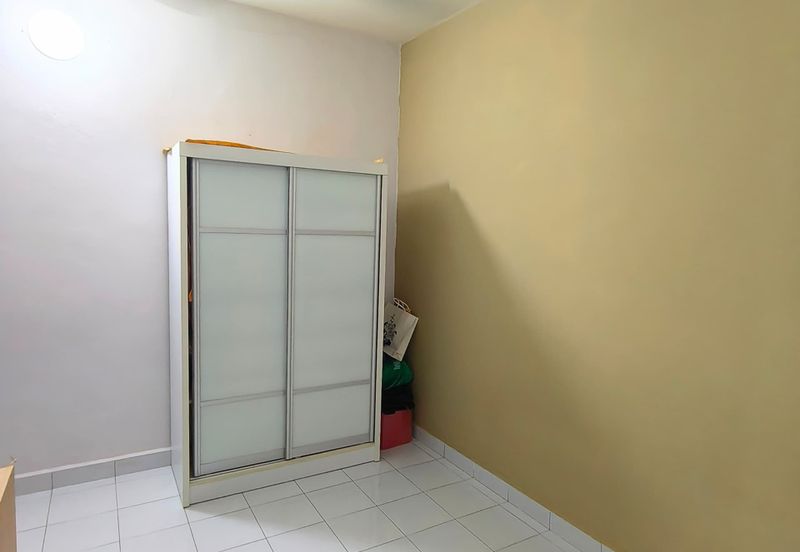 Jalan Mutiara Emas 2/32