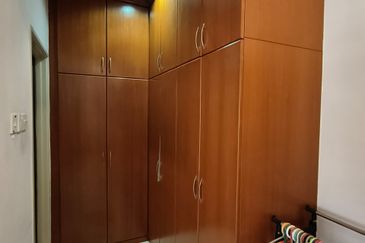 Jalan Mutiara Emas 2/32