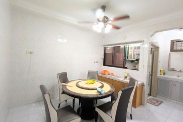 Jalan Mutiara Emas 2/32