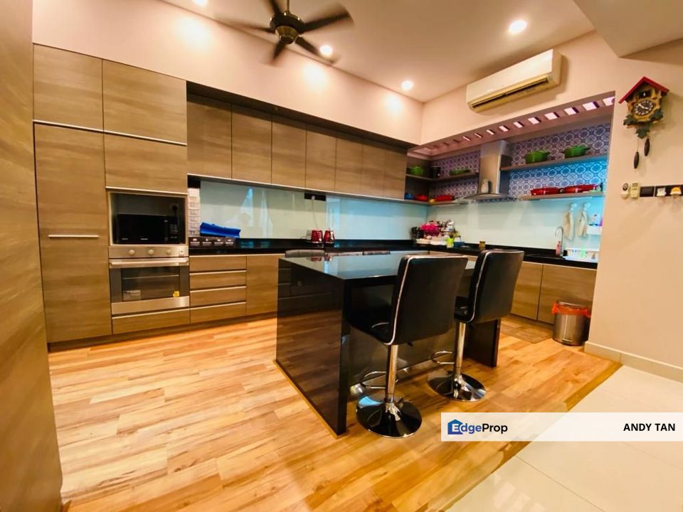 Jalan Sutera Chengal 6/23 Taman Sutera Utama 3 Storey Semi D For Sale, Johor, Skudai