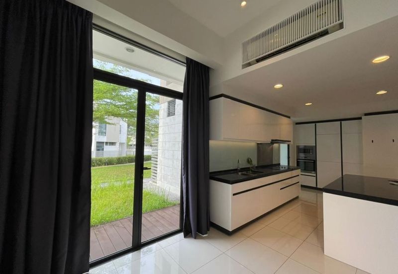 Avira Garden Terraces @ Medini