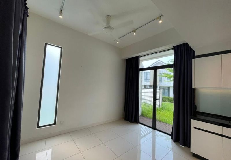 Avira Garden Terraces @ Medini