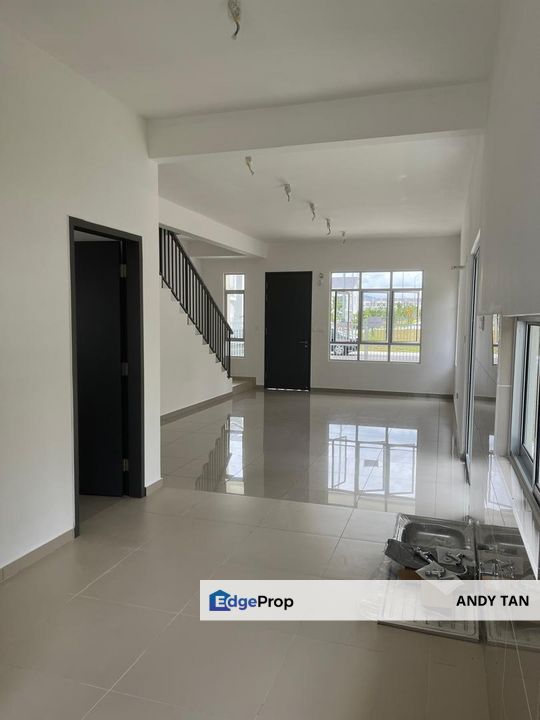 Taman Puncak Tropicana Pekan Nanas Double Storey Terrence House ⁠Endlot  For Sale, Johor, Pekan Nanas (Pekan Nenas)