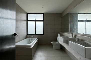 Senibong Cove Waterway Residences