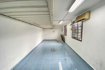 Kawasan Perindustrian Mount Austin