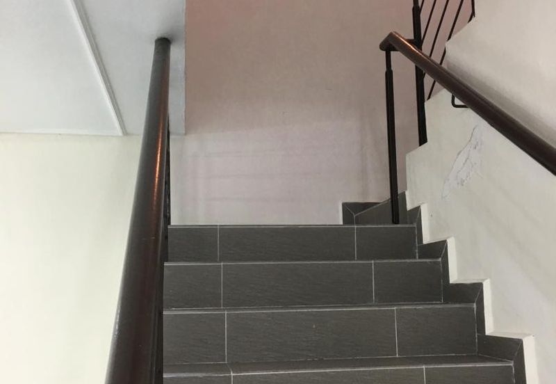 Jalan Mutiara Emas 2/32