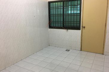 Jalan Mutiara Emas 2/32