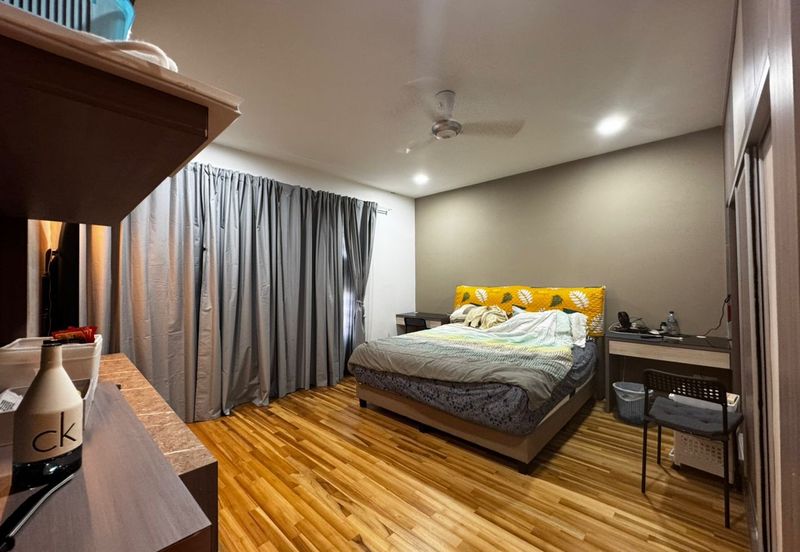 Senibong Cove Waterway Residences