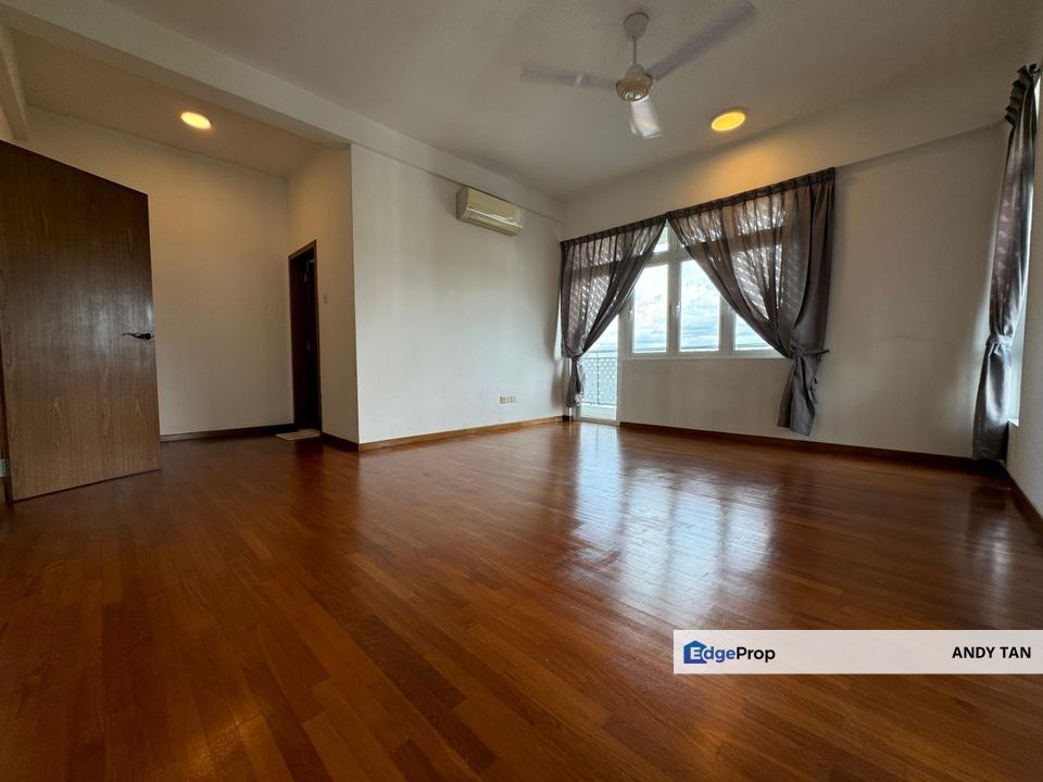 Grandview 360 Condominium Taman Bayu Puteri Facing Pondorosa View (River View) Corner Unit High floor For Sale, Johor, Johor Bahru