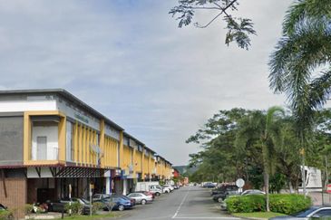 Taman Impian Emas