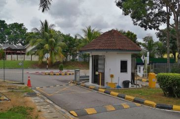 Sri Putra Apartments