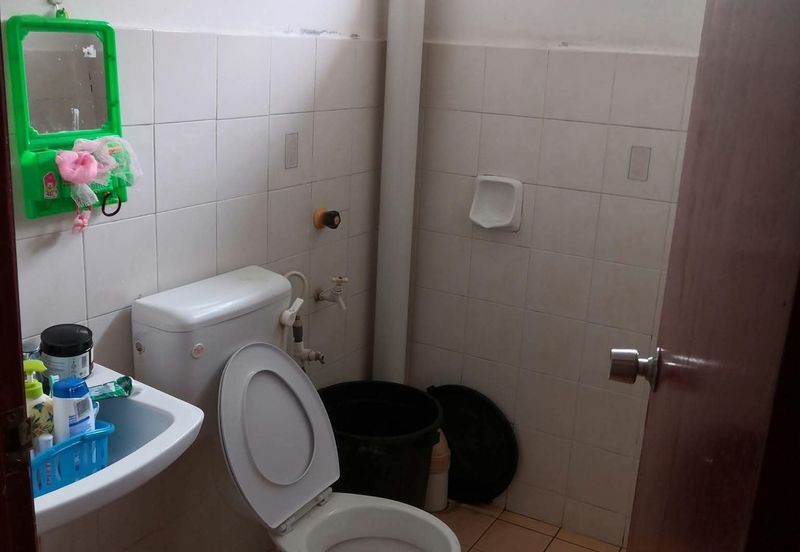 Sri Putra Apartments