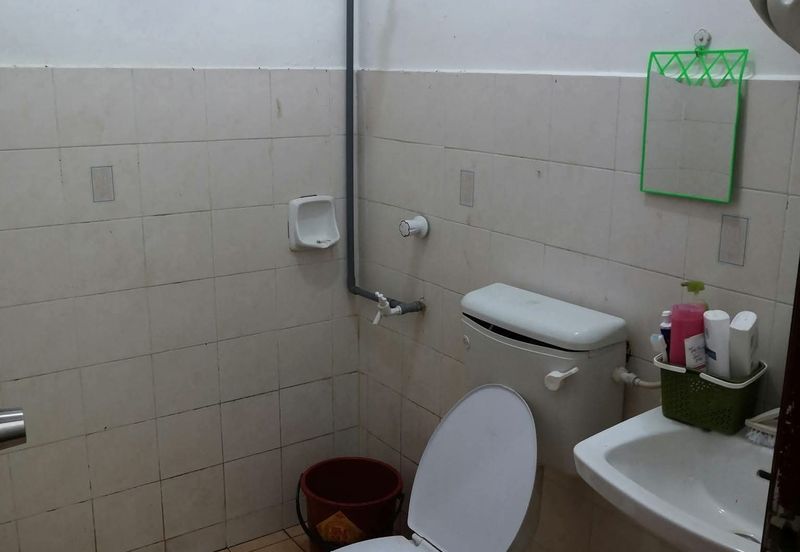 Sri Putra Apartments