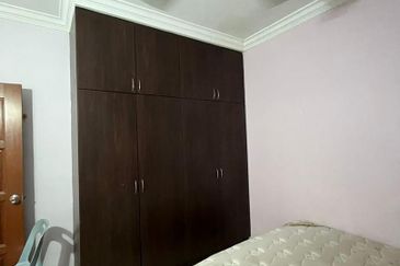 Prima Regency (Dorchester Court)