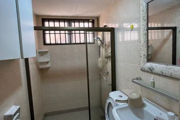 Prima Regency (Dorchester Court)