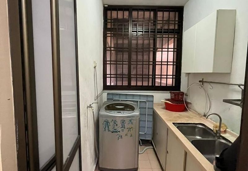 Prima Regency (Dorchester Court)