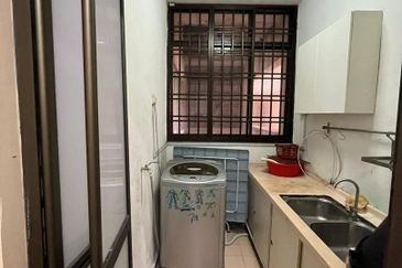 Prima Regency (Dorchester Court)