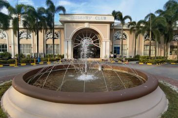 Prima Regency (Dorchester Court)