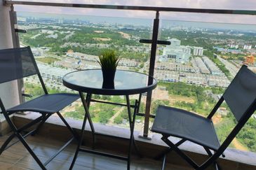 D'Summit Residences @ Kempas Utama