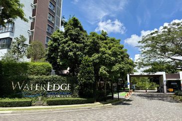 WaterEdge Residences