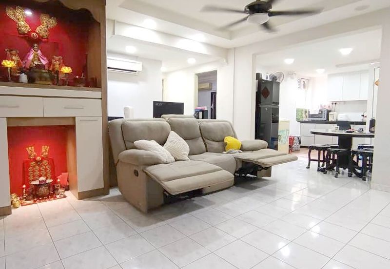 Sri Intan (Bandar Seri Alam)