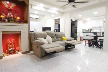 Sri Intan (Bandar Seri Alam)