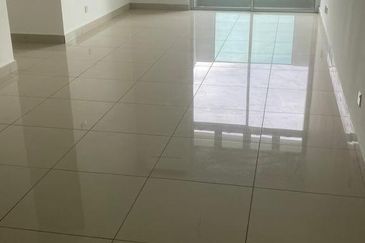 Meridin Bayvue Apartment