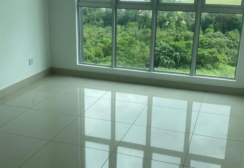 Meridin Bayvue Apartment