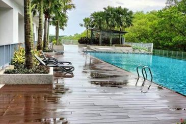 Sky Loft Premium Suites, Bukit Indah