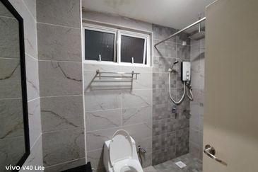 The Pinnacles (Pinnacle Tower)