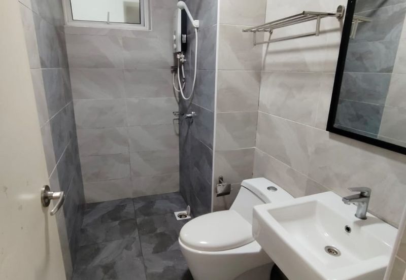 The Pinnacles (Pinnacle Tower)