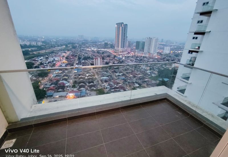 The Pinnacles (Pinnacle Tower)