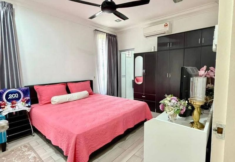 Desa Palma, Nasa City