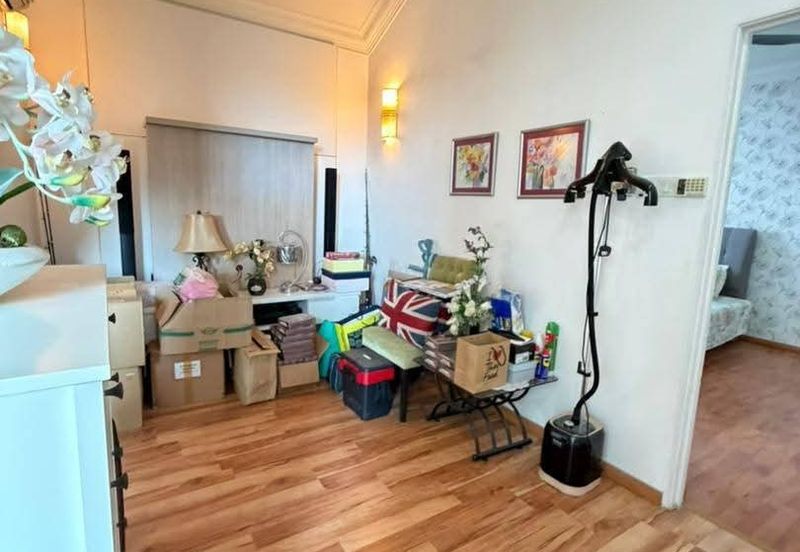 Desa Palma, Nasa City