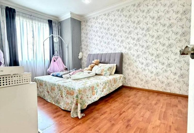 Desa Palma, Nasa City