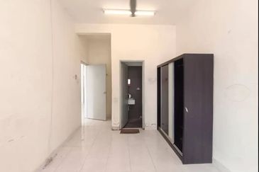 Austin Residence @Taman Mount Austin