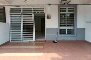 Austin Residence @Taman Mount Austin