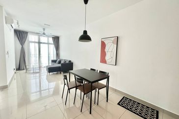 SKS Habitat Apartment, Larkin