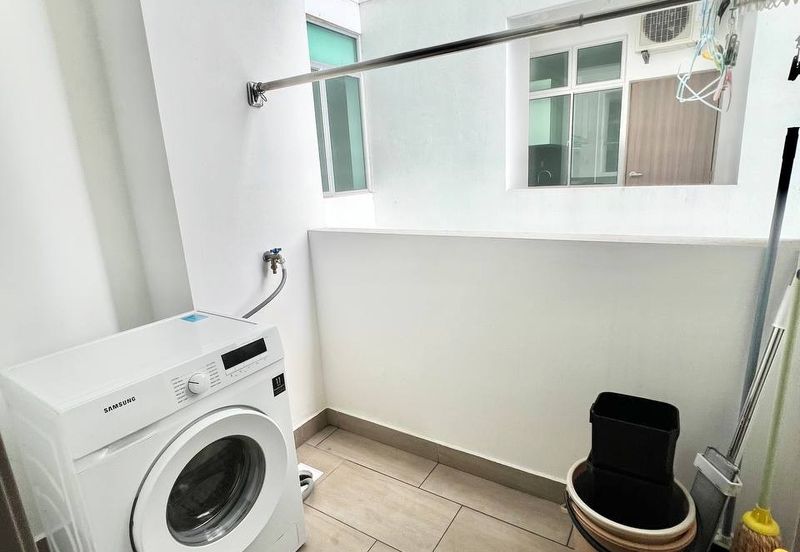 SKS Habitat Apartment, Larkin