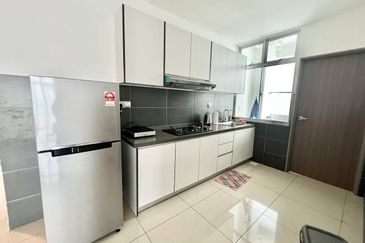 SKS Habitat Apartment, Larkin