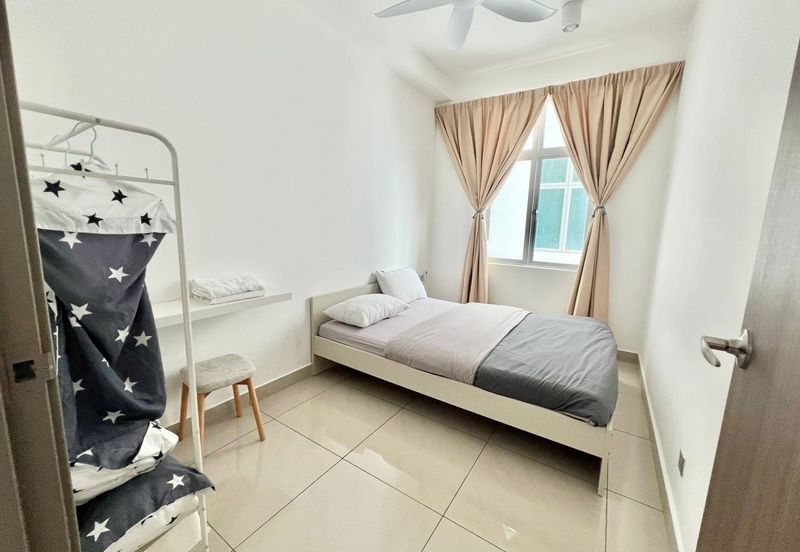 SKS Habitat Apartment, Larkin