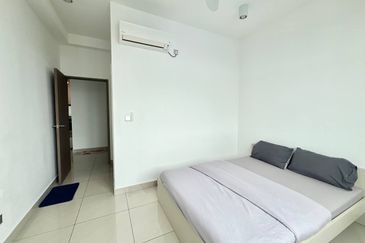 SKS Habitat Apartment, Larkin