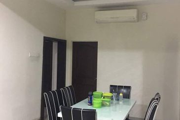 Austin Residence @Taman Mount Austin